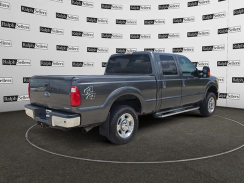 Used 2015 Ford F250 XLT w/ XLT Value Package AWD/4WD image 6