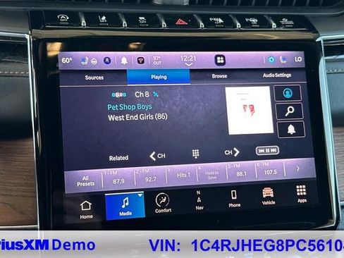 Certified 2023 Jeep Grand Cherokee Summit w/ Luxury Tech Group V AWD/4WD image 29
