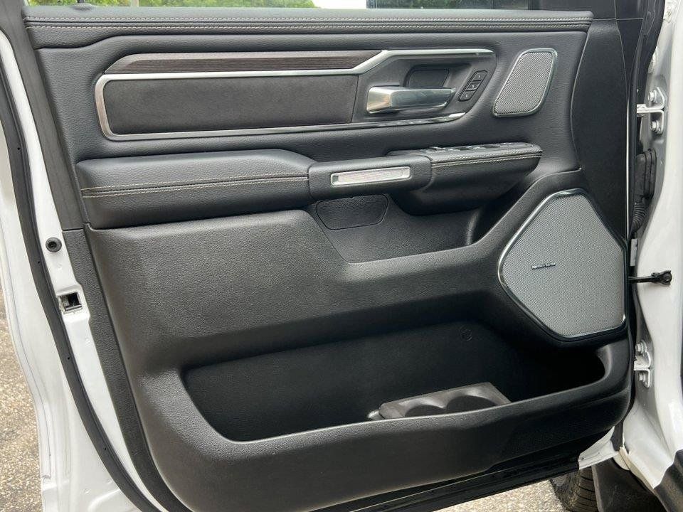 Used 2025 RAM 1500 Laramie w/ Night Edition AWD/4WD image 18