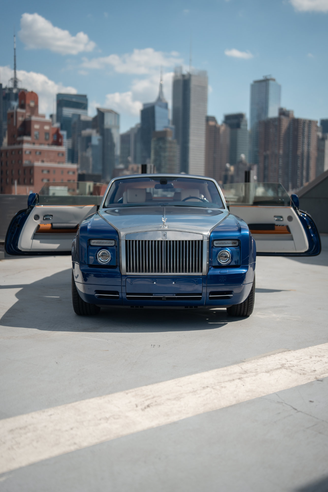 Used 2011 Rolls-Royce Phantom Drophead Coupe RWD image 16