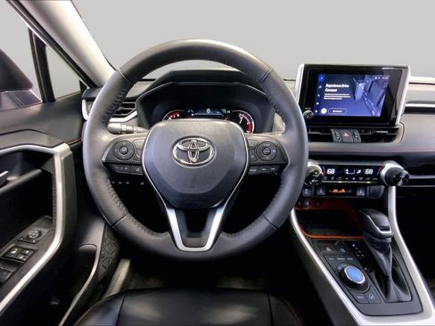 Used 2024 Toyota RAV4 Adventure w/ Convenience Package AWD/4WD image 5