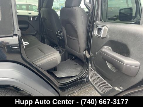 Used 2018 Jeep Wrangler Unlimited Sport S AWD/4WD image 15