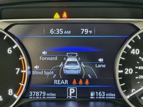 Used 2023 Nissan Altima 2.5 SV AWD/4WD image 19