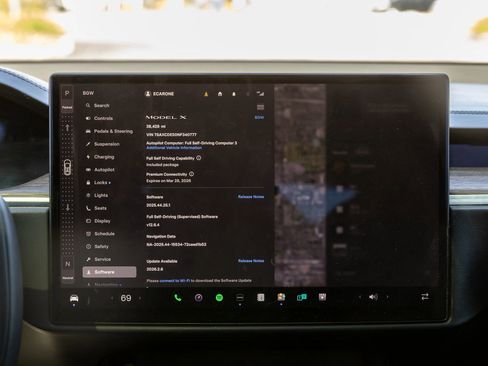 Used 2022 Tesla Model X AWD/4WD image 28