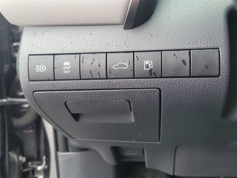 Certified 2018 Toyota Camry XLE image 20