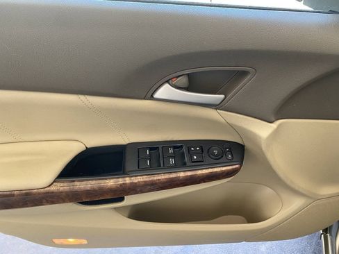 Used 2010 Honda Accord EX-L image 21