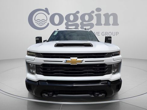 New 2026 Chevrolet Silverado 2500 Custom w/ Custom Value Package AWD/4WD image 8
