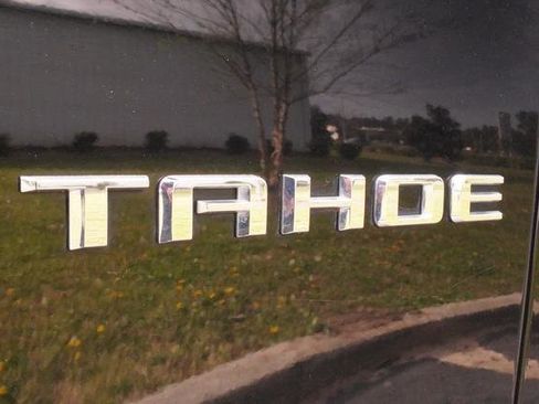 Used 2021 Chevrolet Tahoe LT image 42