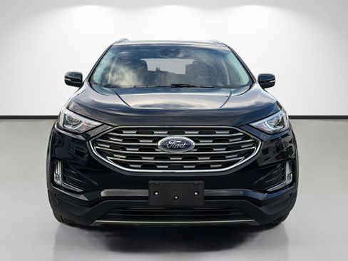 Used 2020 Ford Edge Titanium image 8