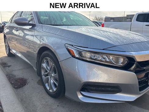Used 2018 Honda Accord LX image 3