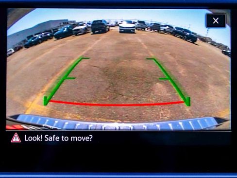 Used 2023 Volkswagen Taos SE w/ Panoramic Sunroof Package AWD/4WD image 19