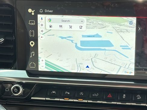 Used 2025 GMC Sierra 1500 SLT w/ SLT Premium Plus Package image 16