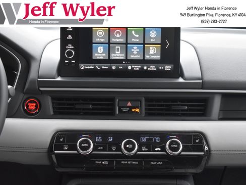 New 2025 Honda Pilot Touring image 18