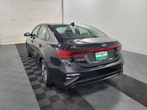 Used 2021 Kia Forte LXS FWD image 5