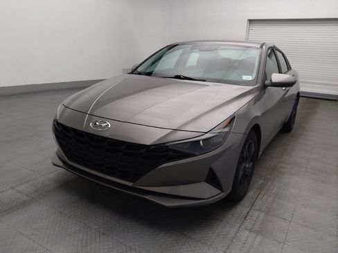 Used 2022 Hyundai Elantra SEL FWD image 15