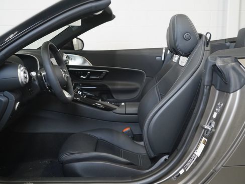 New 2026 Mercedes-Benz SL 63 AMG S e Performance 4MATIC image 14