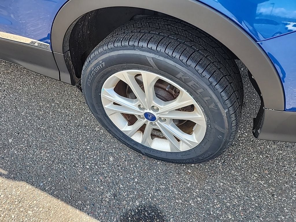 Used 2018 Ford Escape SE AWD/4WD image 6