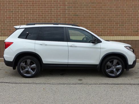 Used 2021 Honda Passport Touring image 12