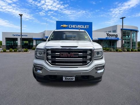 Used 2017 GMC Sierra 1500 SLT w/ SLT Premium Package AWD/4WD image 3