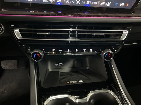 New 2026 Chevrolet Traverse RS image 53