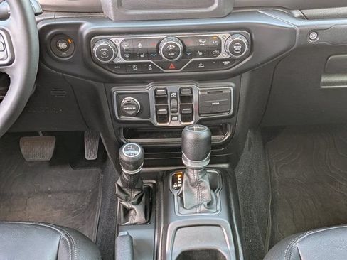 Used 2023 Jeep Gladiator Sport AWD/4WD image 20