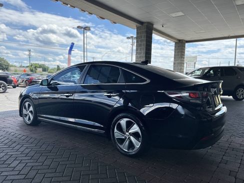 Used 2016 Hyundai Sonata Limited FWD image 9