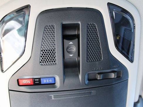 Certified 2025 Subaru Legacy Limited image 34