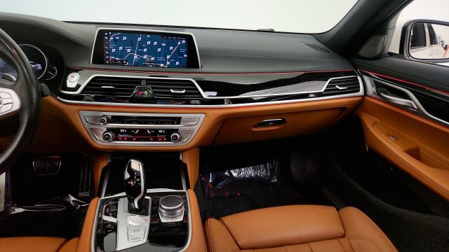 Used 2019 BMW 740i w/ M Sport Package RWD image 52