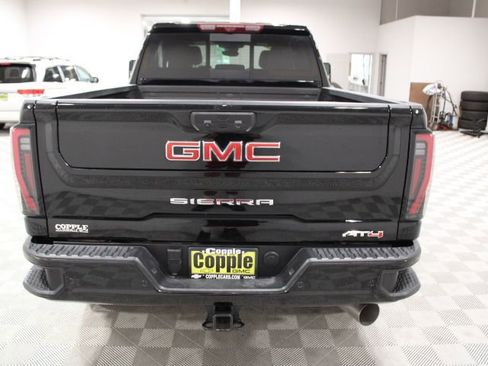 Used 2024 GMC Sierra 2500 AT4 w/ Technology Package image 6