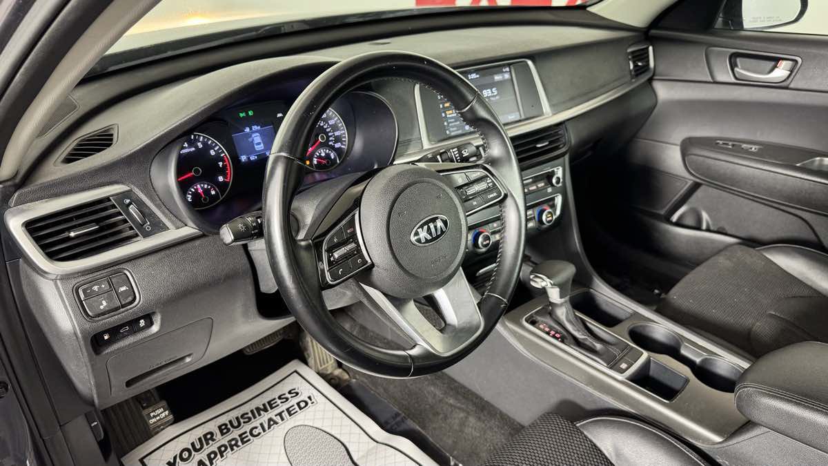 Used 2019 Kia Optima S w/ S Panoramic Sunroof Package FWD image 13