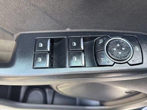 Used 2024 Ford Escape Platinum AWD/4WD image 18