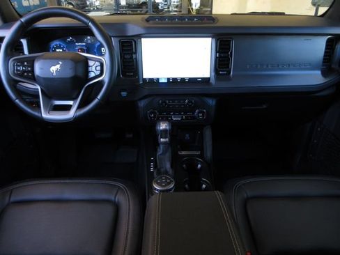 Certified 2025 Ford Bronco Badlands image 20