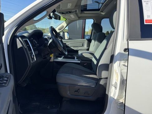 Used 2015 RAM 2500 Big Horn image 21