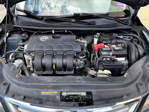Used 2014 Nissan Sentra SV FWD image 29