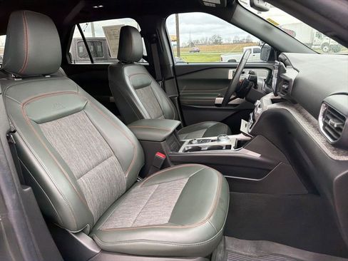 Used 2023 Ford Explorer Timberline w/ Timberline Technology Package image 33