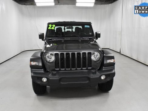 Used 2022 Jeep Gladiator Sport w/ Trailer Tow Package image 4