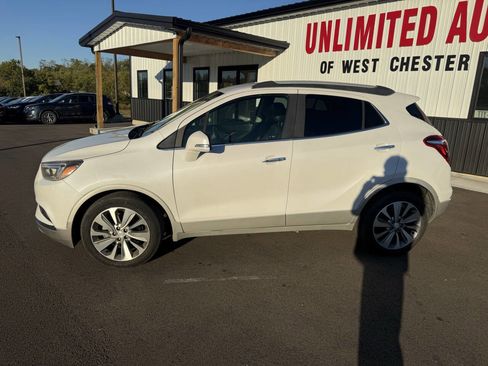 Used 2017 Buick Encore Essence image 11