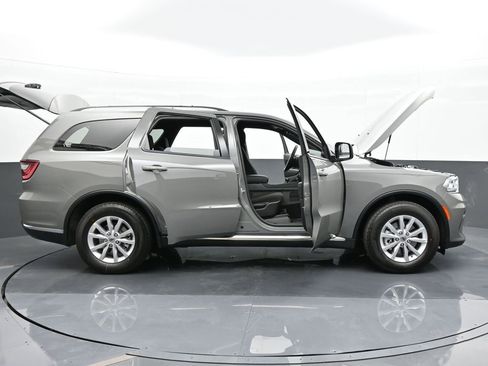 Used 2024 Dodge Durango SXT w/ 3rd Row Seating Group image 71