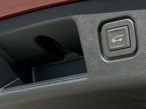 New 2026 Chevrolet Blazer EV LT w/ Super Cruise Package FWD image 28
