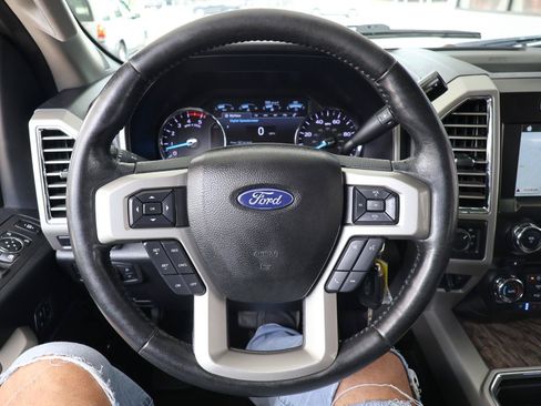 Used 2017 Ford F250 Lariat w/ Lariat Value Package AWD/4WD image 26