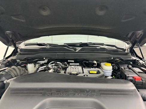 Used 2025 RAM 3500 Big Horn AWD/4WD image 35
