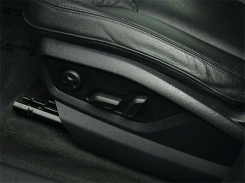 Used 2017 Audi Q7 3.0T Premium Plus image 17
