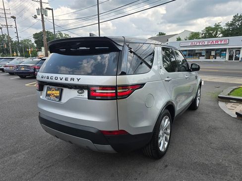 Used 2020 Land Rover Discovery HSE AWD/4WD image 3