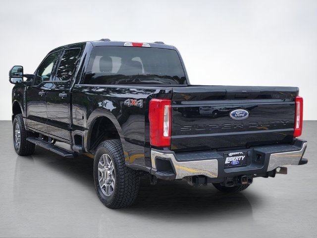 Certified 2025 Ford F250 XLT w/ Snow Plow Prep Package AWD/4WD image 5