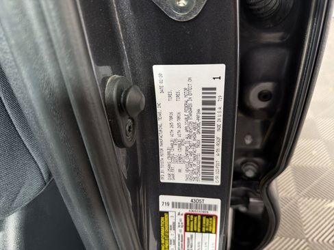 Used 2020 Toyota Tacoma TRD Off-Road image 29