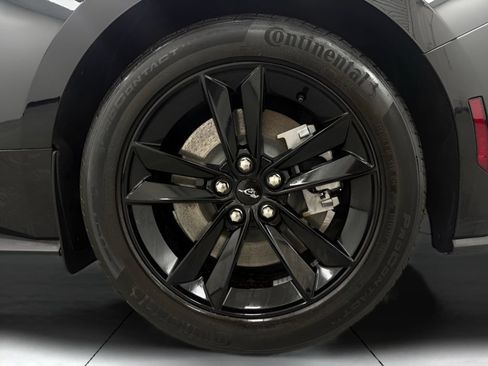 Used 2025 Ford Mustang GT RWD image 27