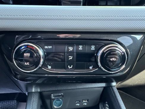 Used 2026 Chevrolet TrailBlazer LT w/ Convenience Package AWD/4WD image 29