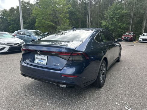 Used 2025 Honda Accord EX-L image 6