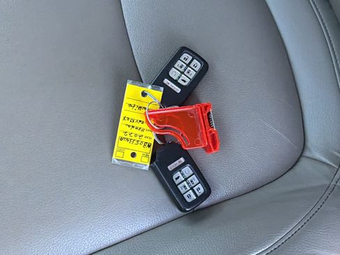 Used 2022 Honda Odyssey Touring image 19