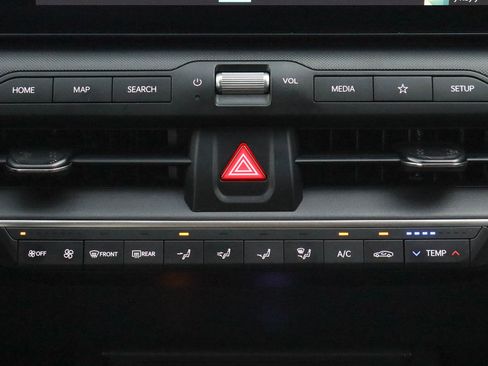 Used 2025 Kia K4 FWD image 11